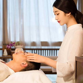 广州越秀Yayu养生馆秉持“客户至上”的服务理念